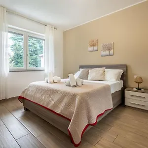 https://la-casa-di-adelina-vicino-mxp-e-rho-fiera.it-lombardy.com